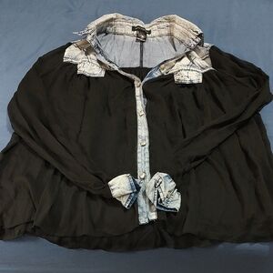 Black and Gray Women's Button-Up Top